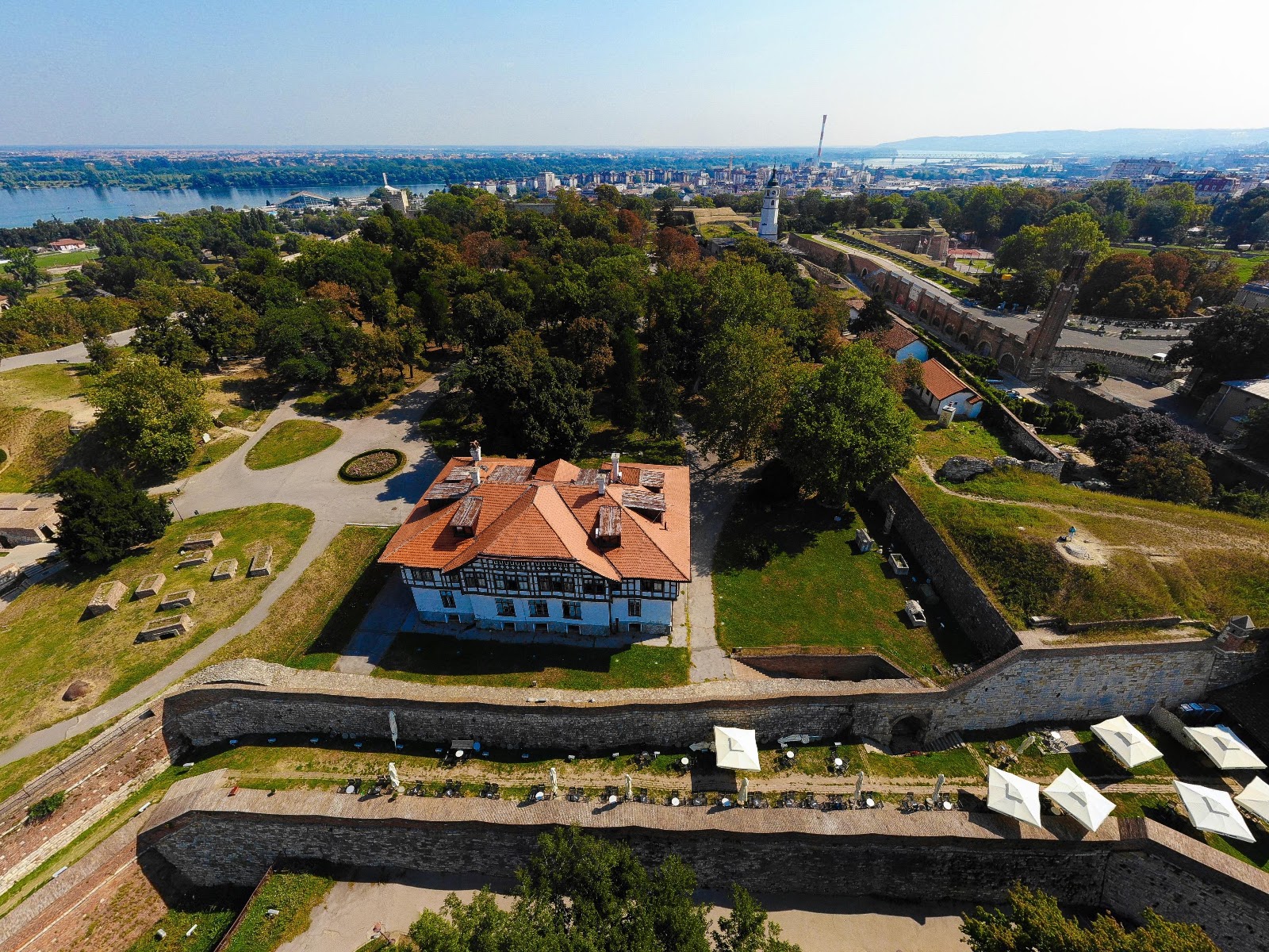 Google Maps photosphere over Kalemegdan Fortress, Belgrade: half-timbered building on the fortress plateau above the river