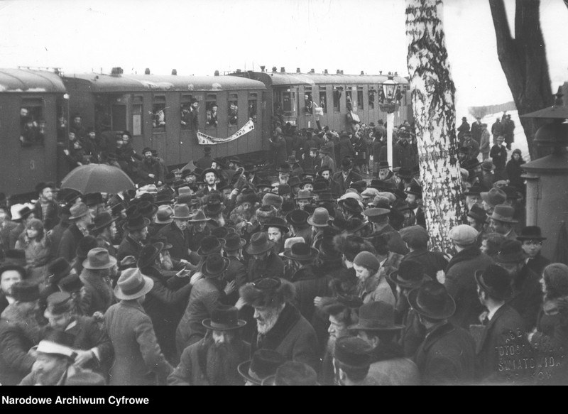 Bobowa wedding, March 1931, image 3 of 62
