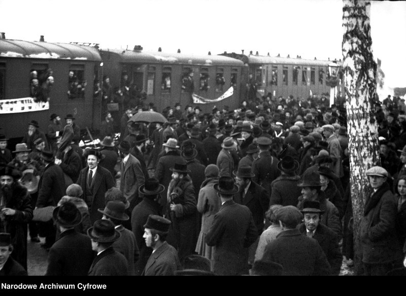 Bobowa wedding, March 1931, image 4 of 62