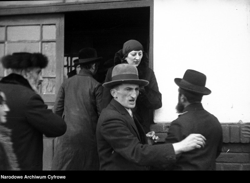 Bobowa wedding, March 1931, image 17 of 62