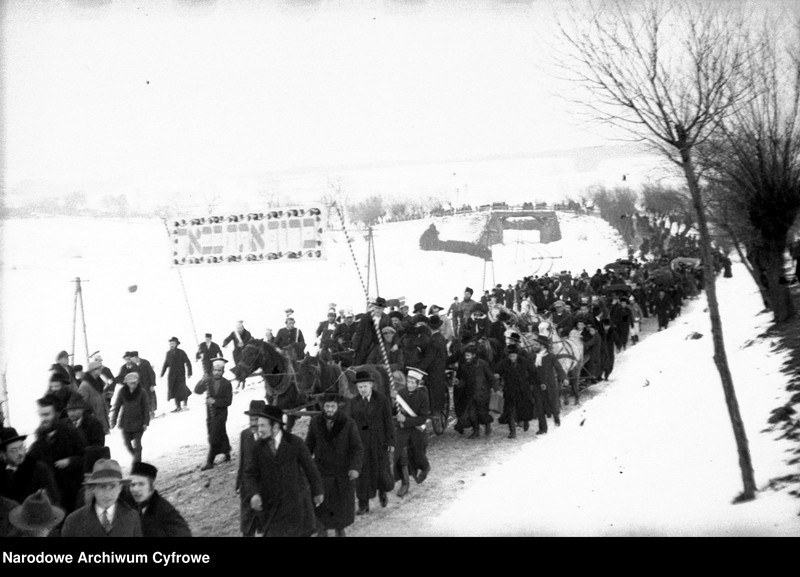 Bobowa wedding, March 1931, image 24 of 62
