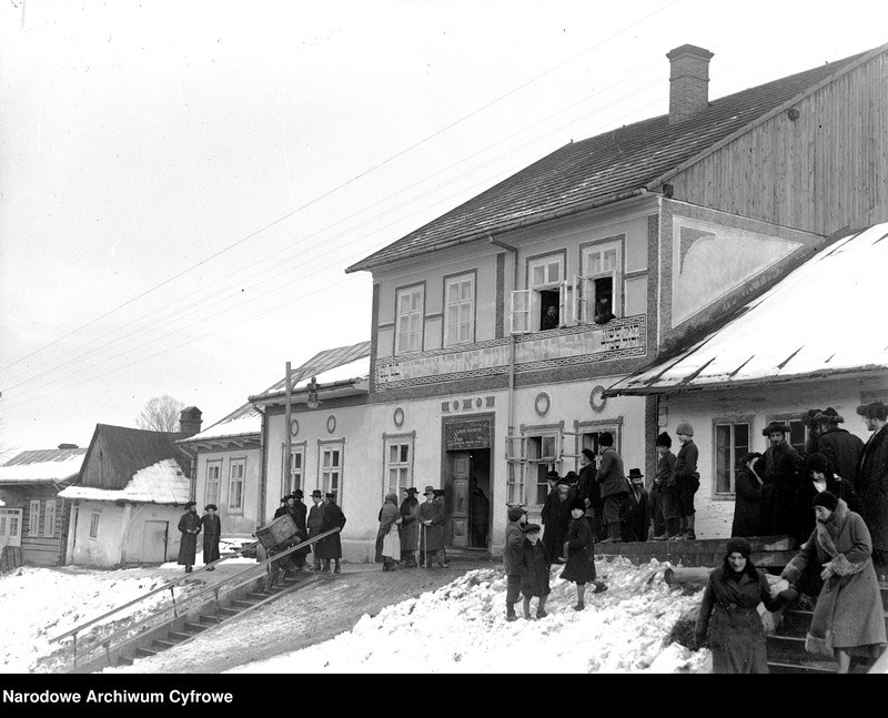 Bobowa wedding, March 1931, image 56 of 62