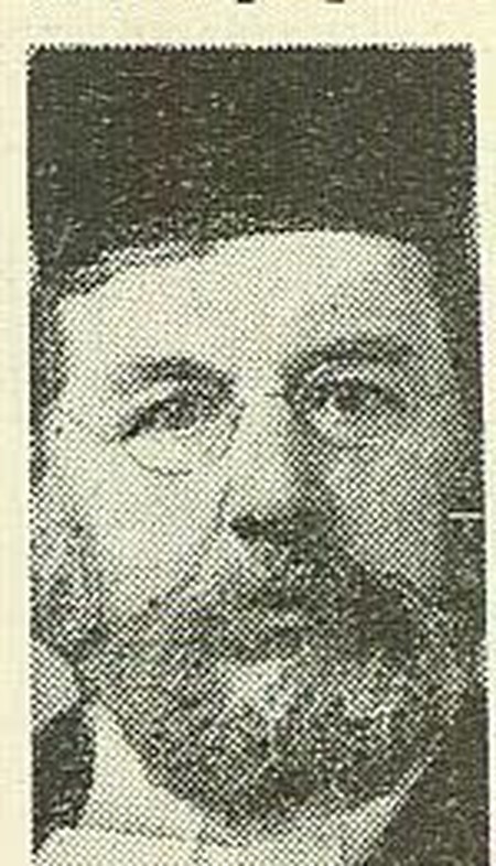 Newspaper photograph of Rabbi Sivitz