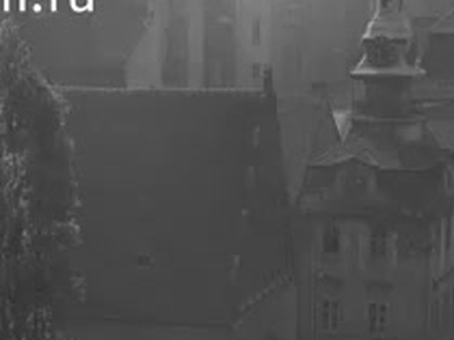 1937 film frame: Jewish Town Hall and Old-New Synagogue from above the street