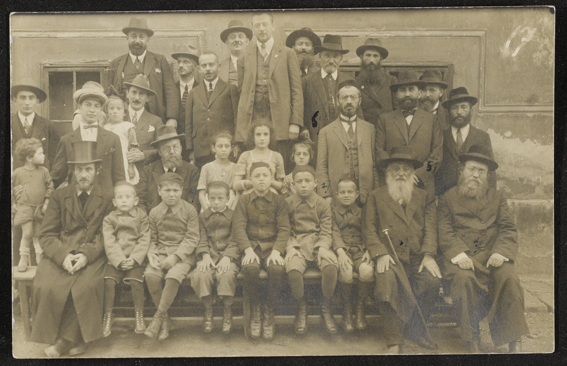 Pupils and visiting rabbis at Vienna’s Jewish institute for deaf children, 1923
