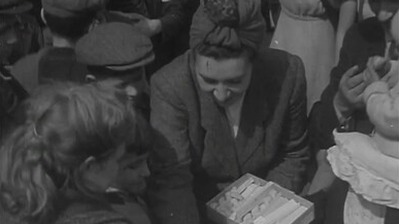 Rebbetzin Sternbuch in Prague: Pathé, 1946